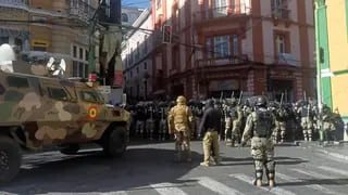 Denuncian que las fuerzas armadas quieren tomar el poder ejecutivo en Bolivia
