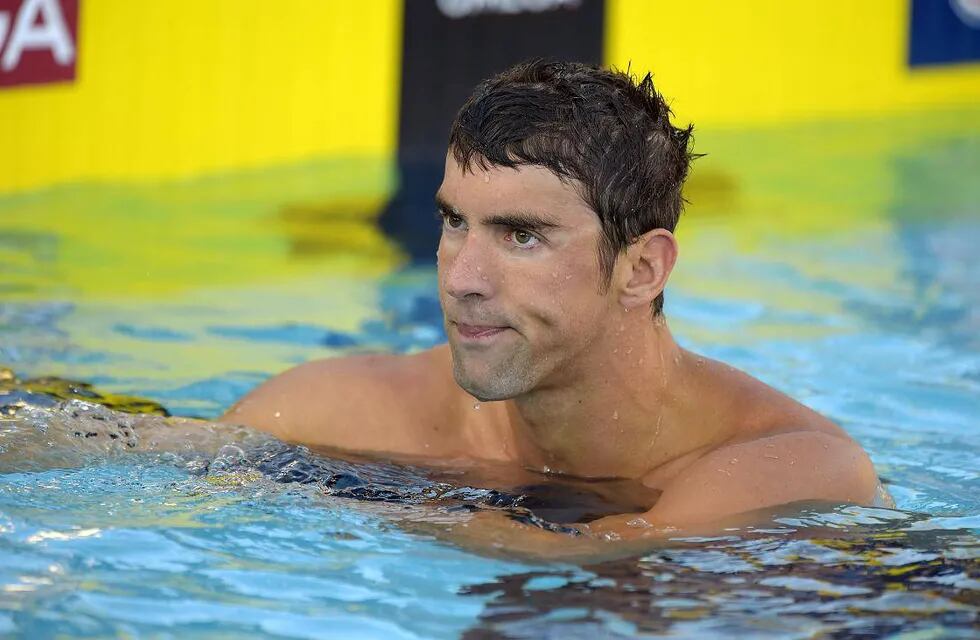 El nadador Michael Phelps fue detenido por conducir ebrio