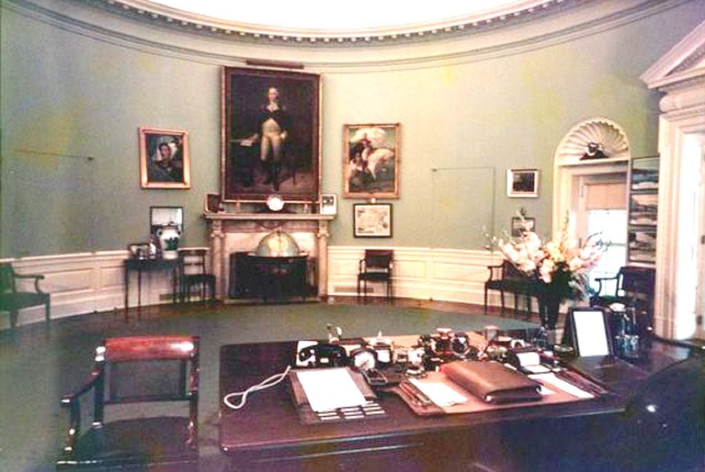 El retrato de San Martín adaptado en "Oppenheimer" estaba en el salón oval de la Casa Blanca, cuando Truman era presidente
