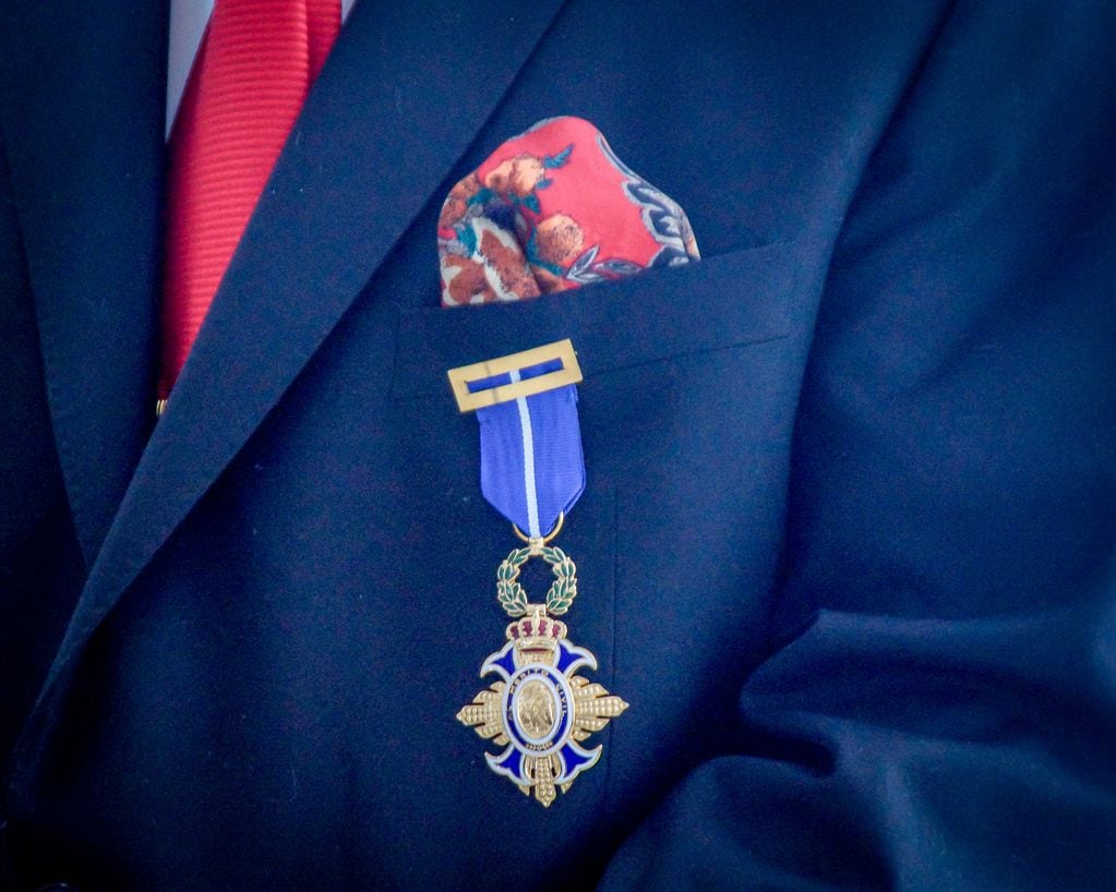 El Rey Felipe VI decidió otorgarle la Cruz de Oficial del Mérito Civil: una de las condecoraciones más altas que entrega la corona española.
Fotos: Marcelo Gelardi (@marcelogelardi)