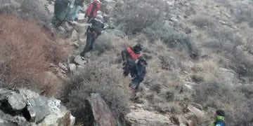 Encontraron y ayudaron a bajar a cuatro personas que se habían perdido en la zona de la Cordillera