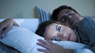 ¿Qué significa soñar que tu pareja te engaña?