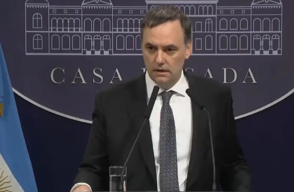 El vocero presidencial Manuel Adorni en conferencia de prensa (Captura de video)