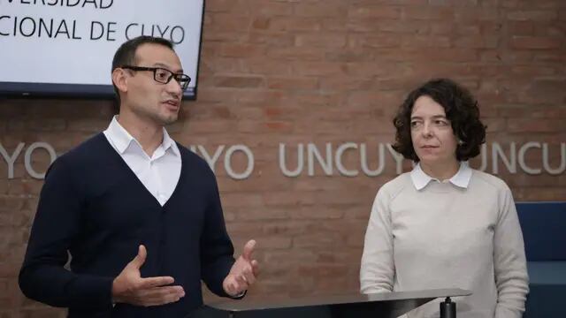 Leonardo Camacho y Evelina García Druetta, en la presentación de la propuesta.