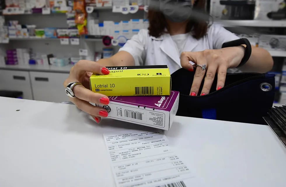 A veces las farmacias ponen trabas a la venta de medicamentos cuando el comprador es sospechoso. Foto: Mariana Villa / Los Andes