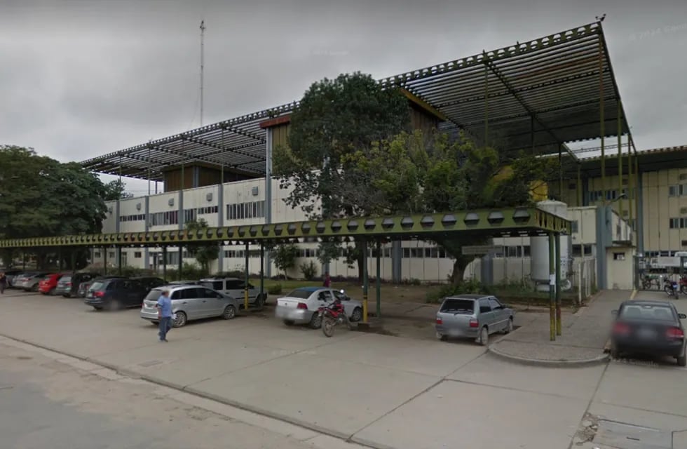 La provincia de Salta reconoció que desde que cobran la atención a extranjeros, bajó considerablemente el uso del sistema de salud. En la foto, el Hospital San Vicente de Paul en Orán, Salta.