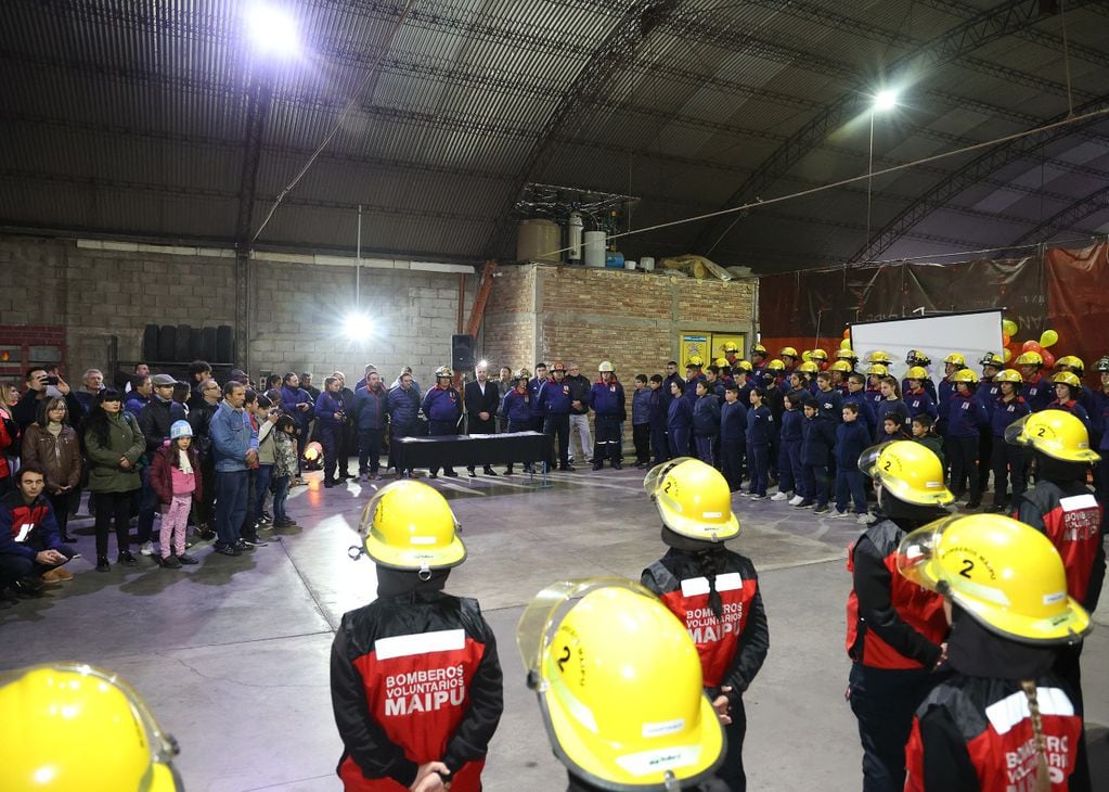 El cuartel de bomberos del departamento actualmente cuenta con más de 70 integrantes.