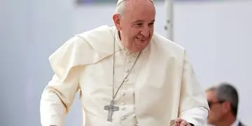 El Papa Francisco viajó para participar en una conferencia interreligiosa patrocinada por el gobierno de Bahréin.