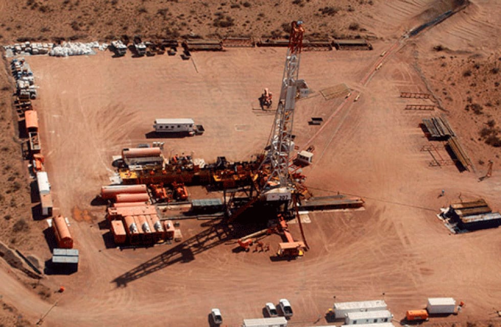El Corcobo es un campo de petróleo con una reserva de 33 millones de barriles a 2020 y de 305 millones de m³ de gas.