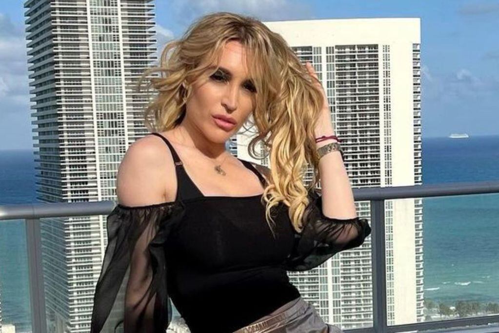 Fátima Florez cautiva en redes con su talento y belleza.