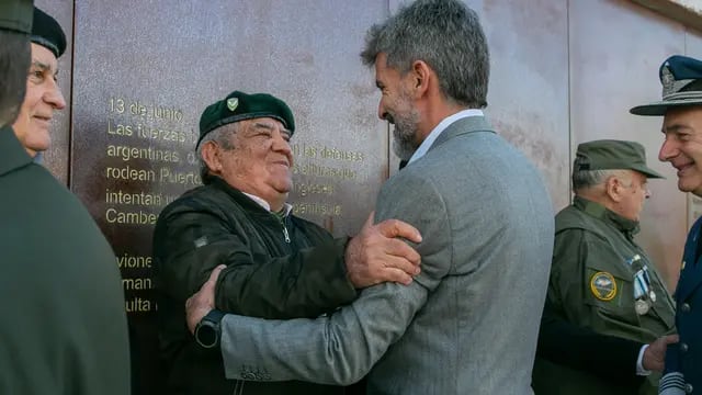 Ulpiano Suarez participó del Acto en conmemoración del “Día de la máxima resistencia” en honor a Veteranos de Malvinas