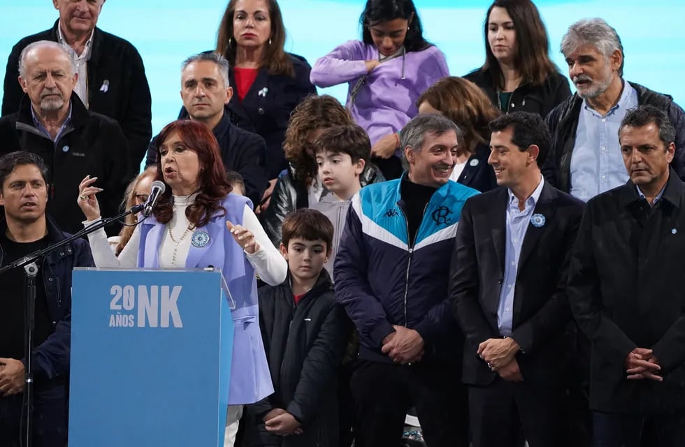 Cristina y Máximo Kirchner definen la fórmula presidencial y la darían a conocer el próximo martes. / Foto: Clarín