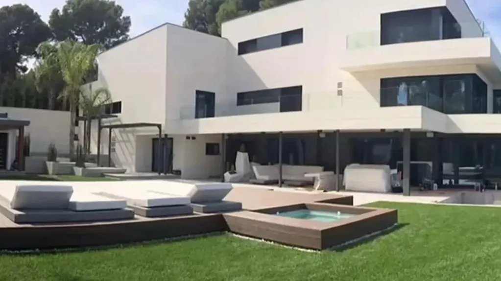 Así es la fabulosa casa en la que vivirá Lionel Messi si decide