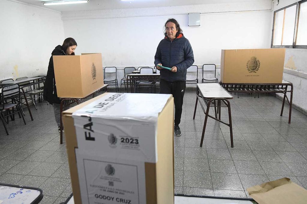 Comenzó la jornada electoral en Mendoza. 
Foto: José Gutierrez / Los Andes