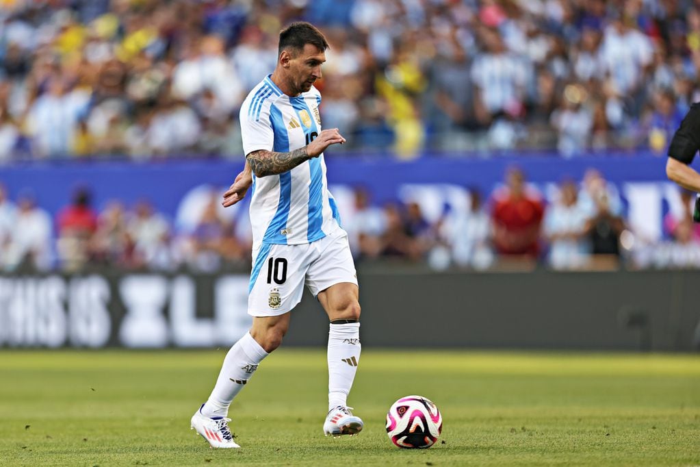 Argentina enfrentó a Ecuador en un amistoso en Estados Unidos. (Foto publicada por ESPN)