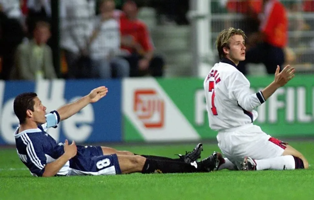David Beckham y el Cholo Simeone en el incidente de Francia 98