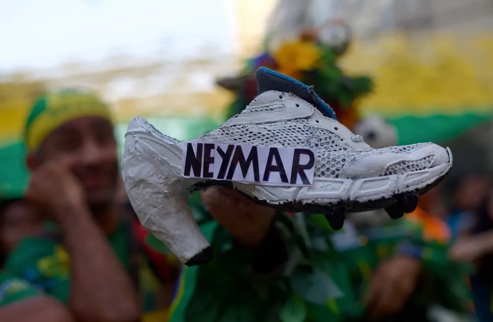 Neymar: primero en memes, pero ausente en la cancha
