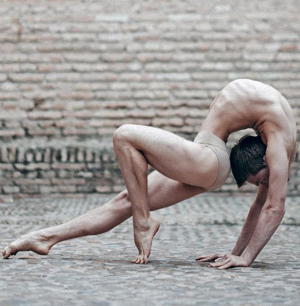El joven es contorsionista desde los 4 años e integra el staff del Cirque du Soleil. Instagrma