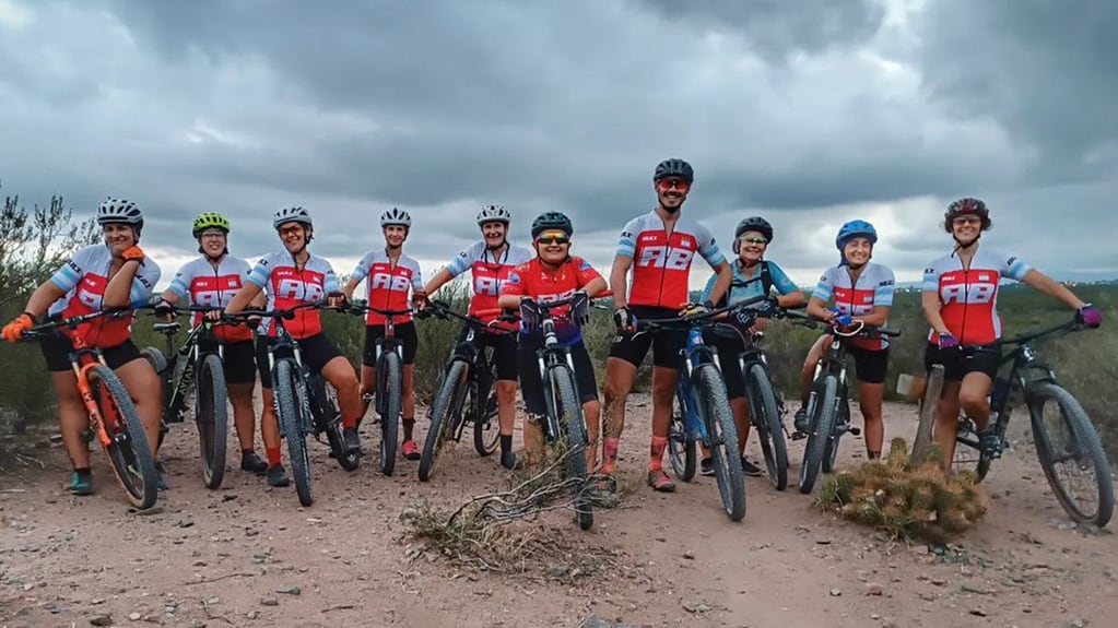 Raza Biker organiza la "Vuelta de Mendoza Solidaria”. Foto: Instagram / @raza_biker_mza