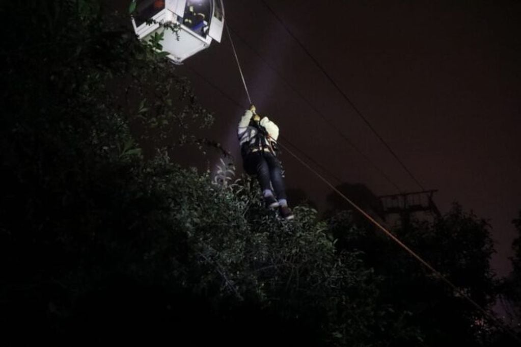 El rescate en el accidente que ocurrió en Medellín.