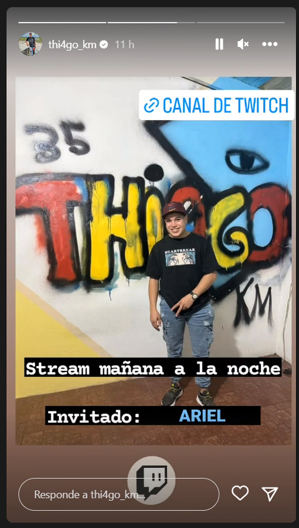 Mientras todos hablan del embarazo de Daniela, Thiago promociona su streaming