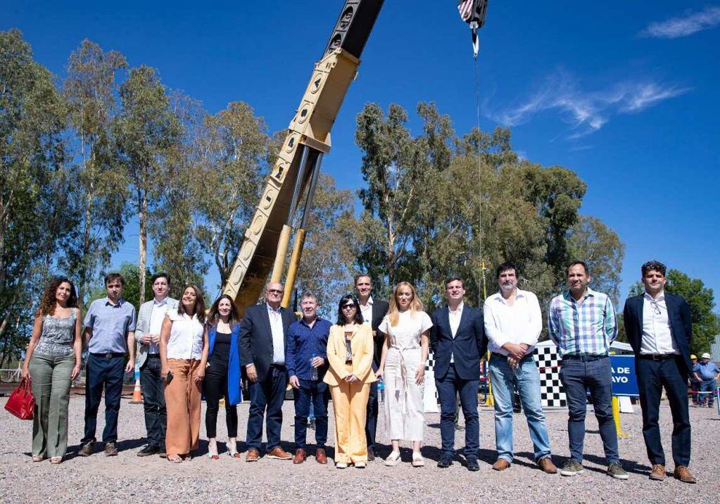 El viernes, varias personas recorrieron las instalaciones de IMPSA. 