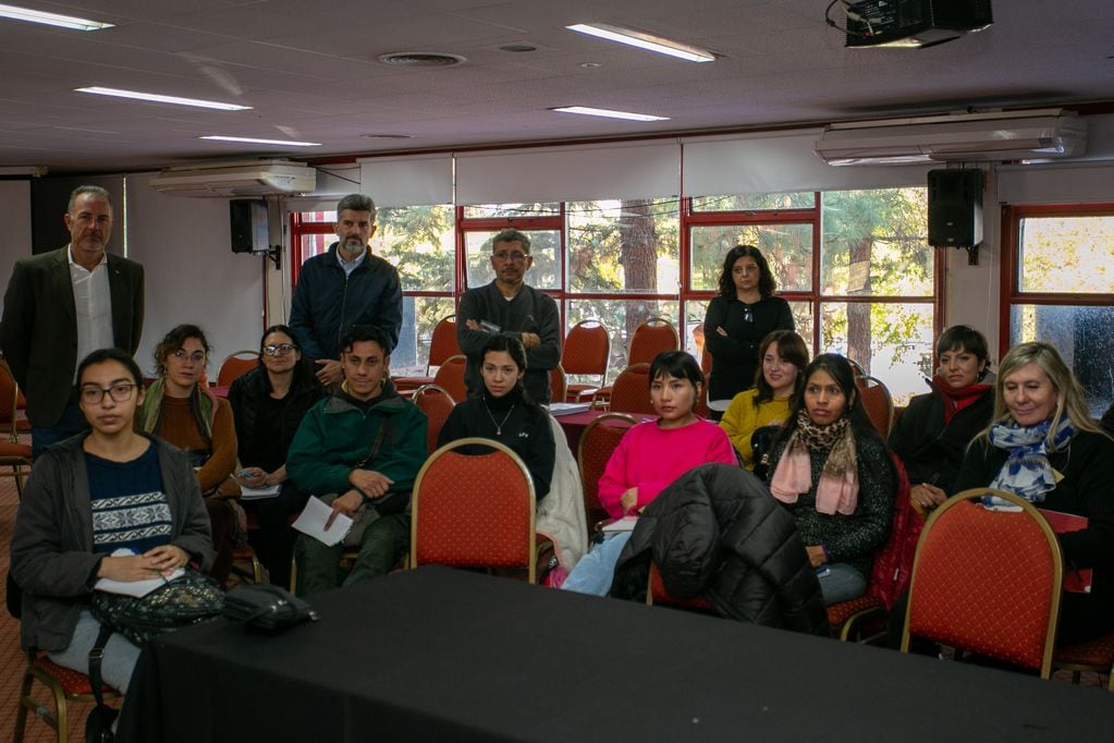 Ulpiano Suarez participó de la apertura del Encuentro Textil de la Economía Social.