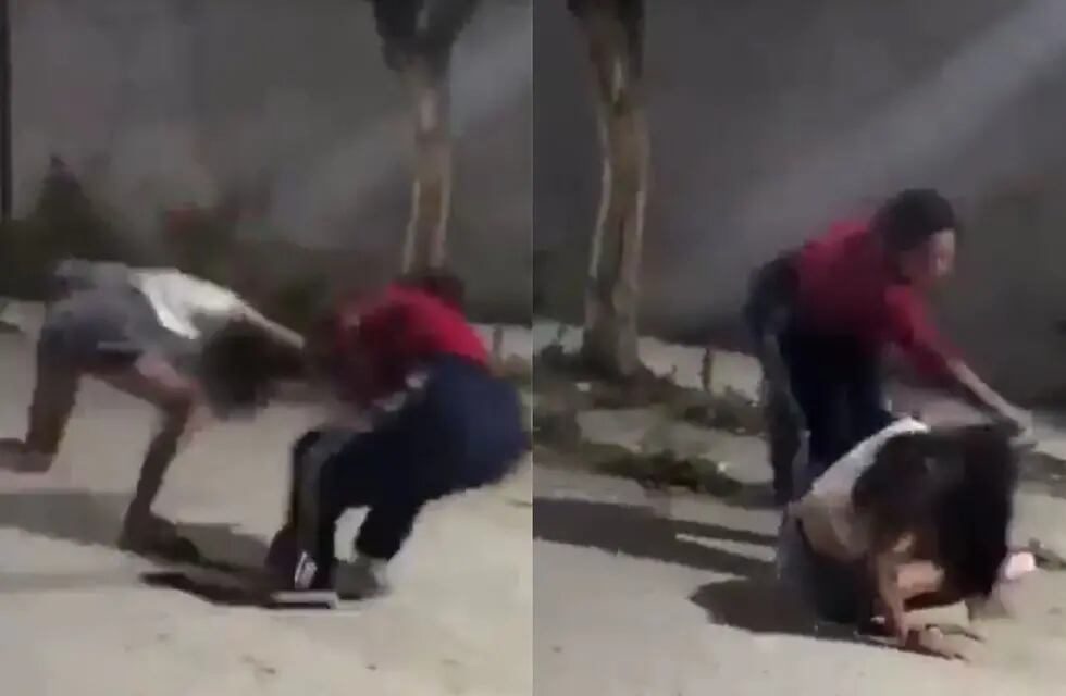 Video Una Mujer Golpeó A Su Hija Porque Dice Que No Sabe Defenderse Del Bullying Que Sufre En