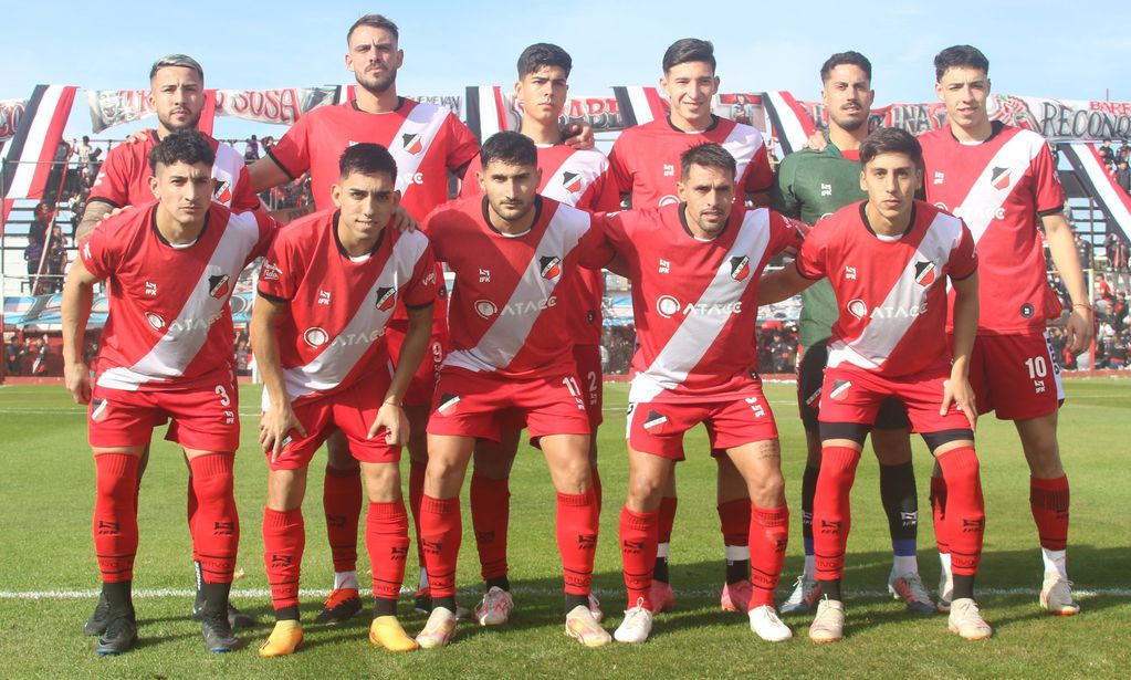 Deportivo Maipú ganó 1 a 0 a Estudiantes de Buenos Aires