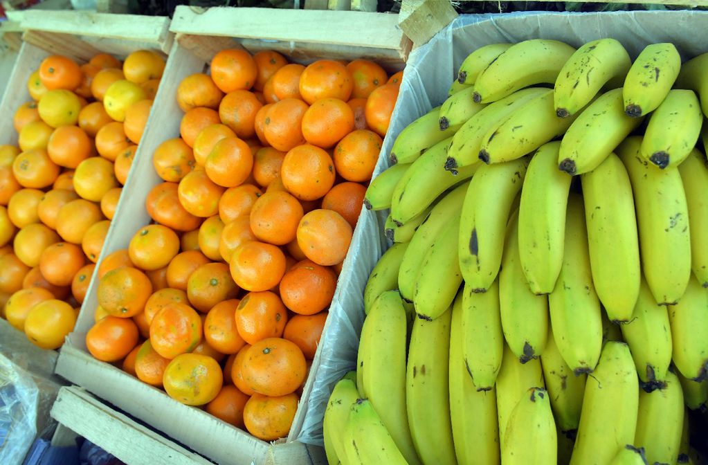 Desde 2023 bajó 50% el consumo de frutas y verduras en Mendoza. | Foto: Los Andes