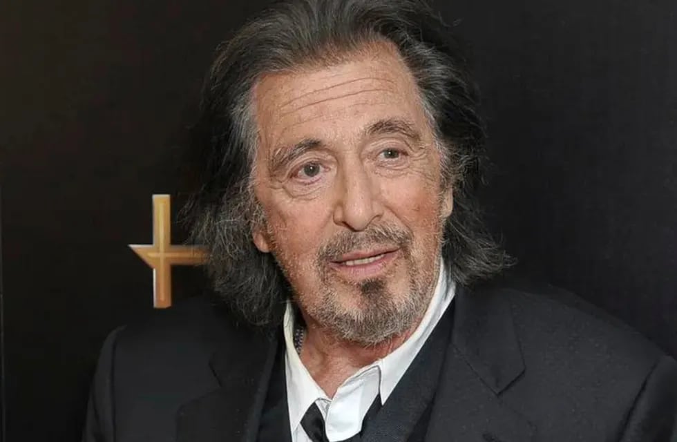 La increíble manutención de Al Pacino a su hijo.