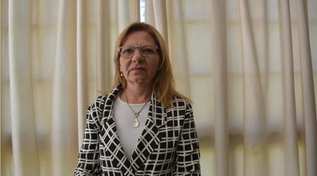 La ministra de Hacienda, Marisa López, descartó el pago a empleados estatales