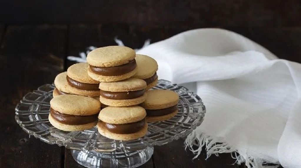 Con pocos ingredientes podrás crear estos alfajores sableé.