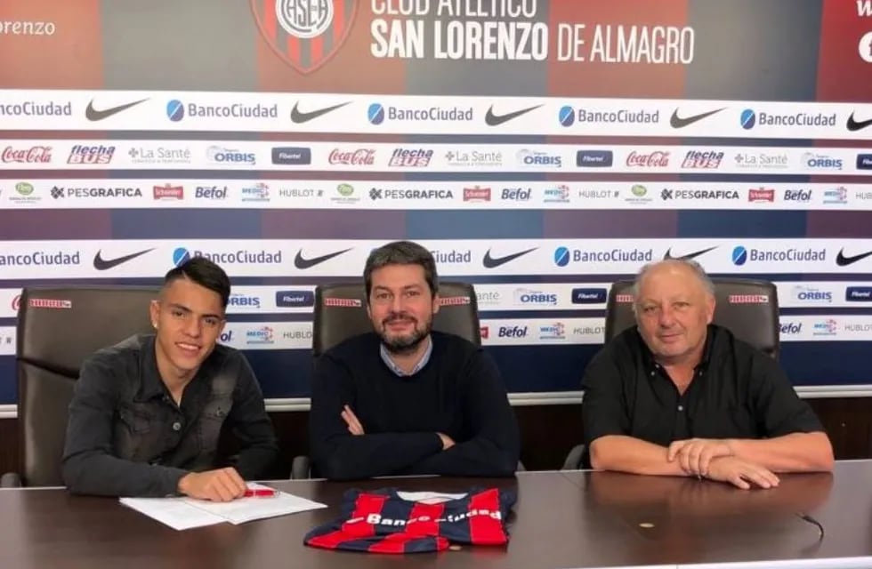 El mendocino Santiago González firmó en San Lorenzo: "¡Bienvenido, Mágico!" 