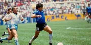  Diego Armando Maradona en el Mundial México 1986. Su mejor momento. / Gentileza. 