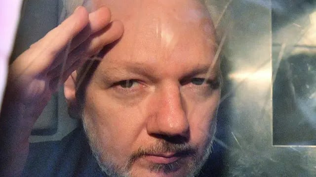 El Reino Unido autorizó la extradición del fundador de WikiLeaks, Julian Assange a Estados Unidos