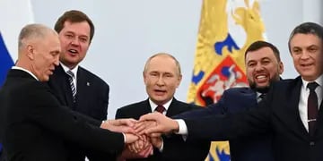 Putin junto a líderes prorrusos