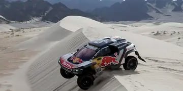 Se correrá hoy la penúltima etapa del Rally Dakar y Peterhansel sueña con arrebatarle el título al líder. 