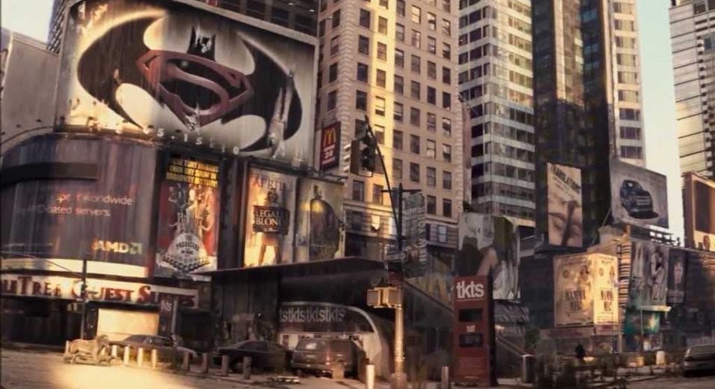 ¿Predicción, guiño al cómic o testeo de mercado para la película? Batman vs. Superman en Soy leyenda (2007).