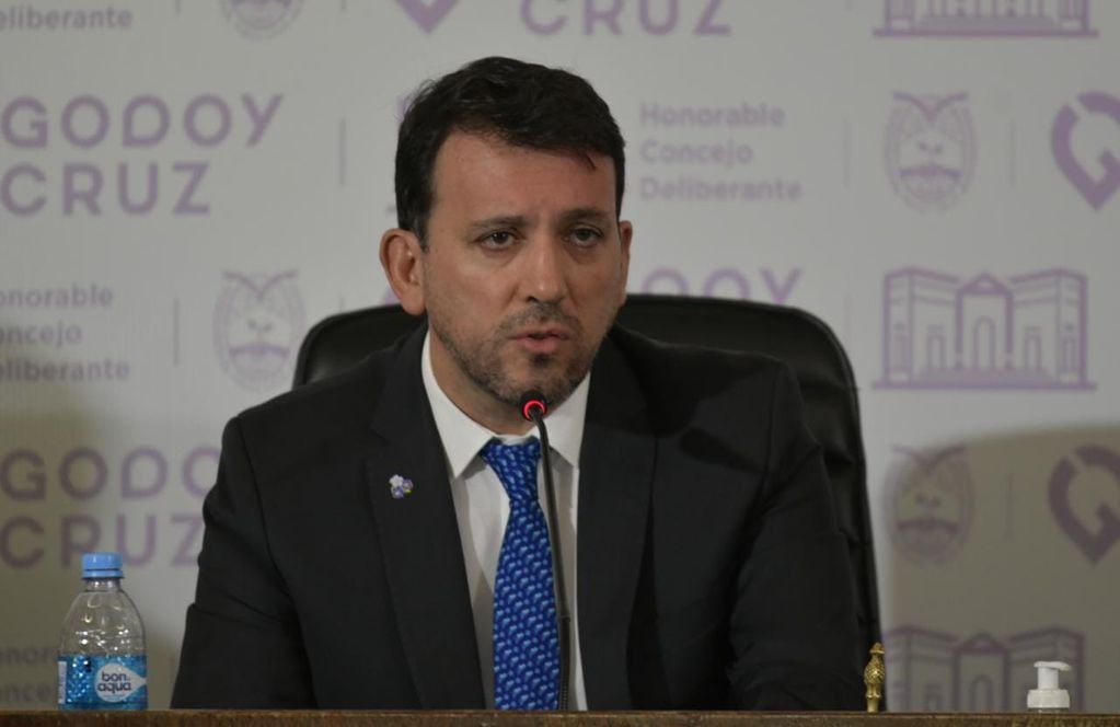 El intendente Tadeo García Zalazar anunciará en los próximos días quién es su elegido o elegida. Foto: Orlando Pelichotti / Los Andes