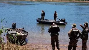 Misiones: tras una intensa búsqueda, efectivos policiales hallaron a los dos nenes que fueron arrojados al río Paraná por su madre