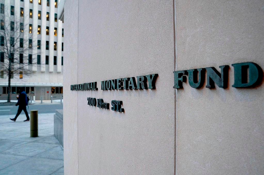Los técnicos del Fondo Monetario Internacional (FMI) han confirmado el cumplimiento del país y preparan la redacción del Acuerdo a Nivel de Personal.