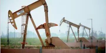 Los principales productores de petróleo anunciaron planes que podrían provocar una escalada en la creciente guerra de precios.