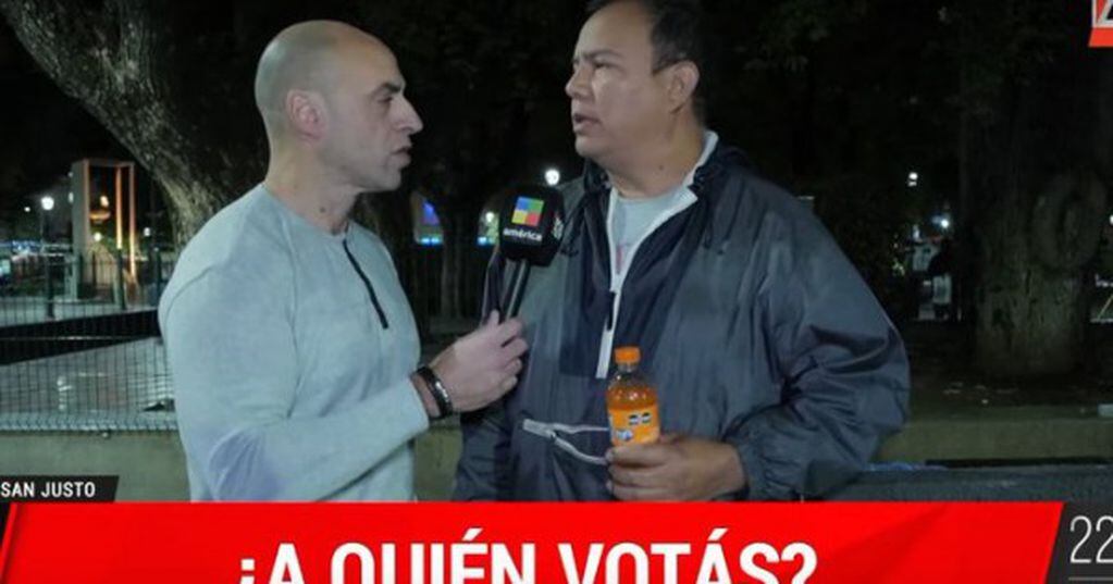 Esteban Trebucq fue muy viral en las último tiempo por su encuesta de "A quién votas" y la Fanta como protagonista