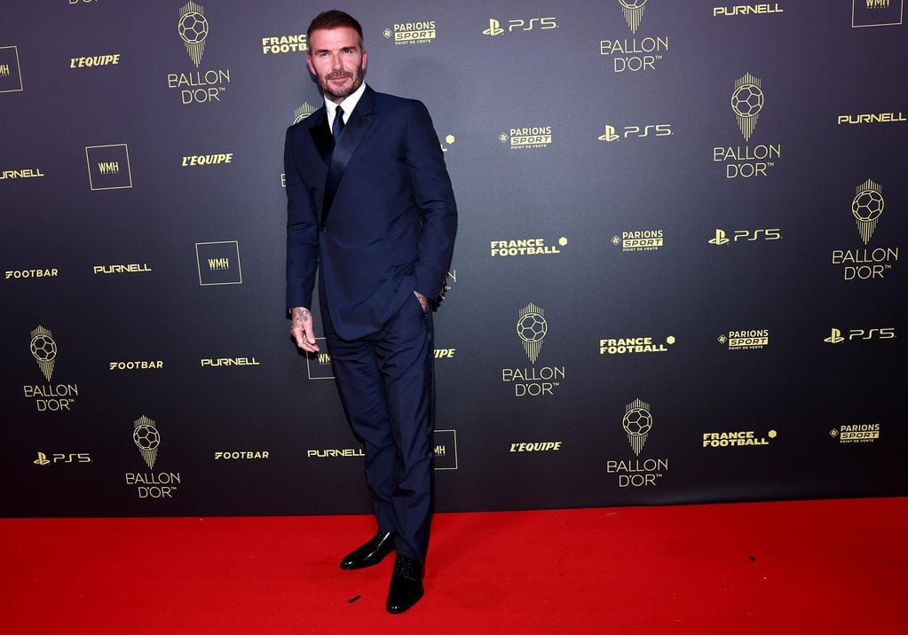 París (Francia), 30/10/2023.- El exjugador inglés, David Beckham, llega a la ceremonia del Balón de Oro 2023 en el Teatro du Chatelet de París (Francia) el 30 de octubre de 2023. (Francia) EFE/EPA/MOHAMMED BADRA
