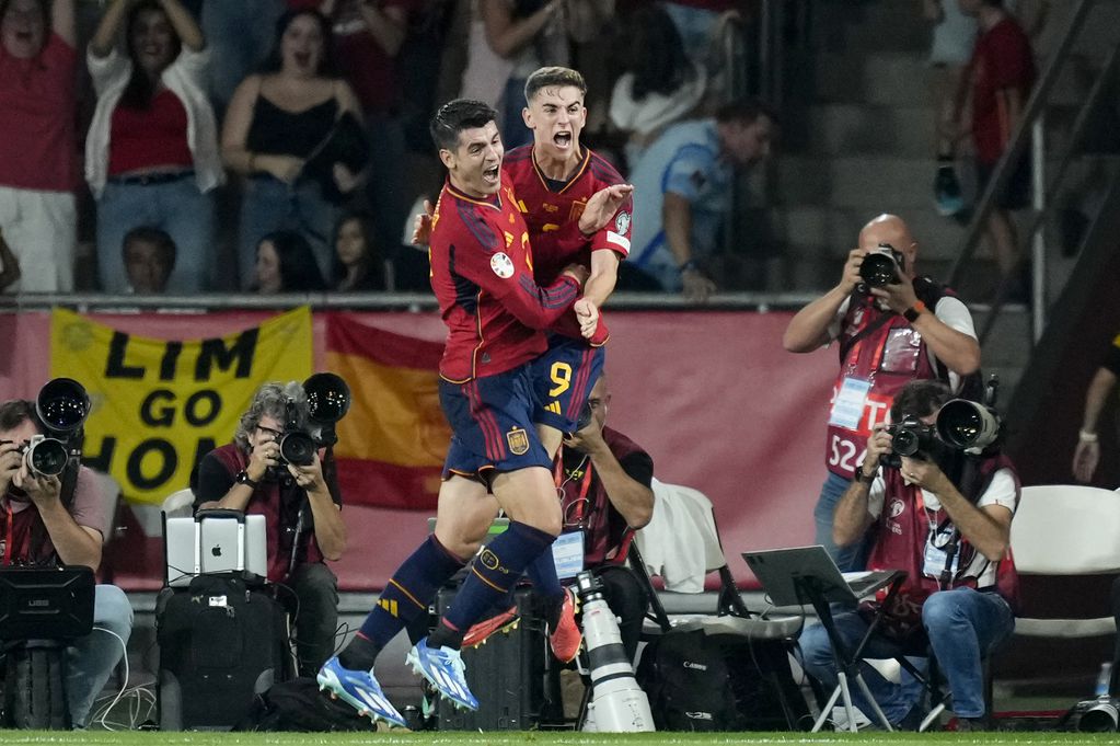 La selección española busca una nueva Eurocopa (AP Foto/José Bretón)