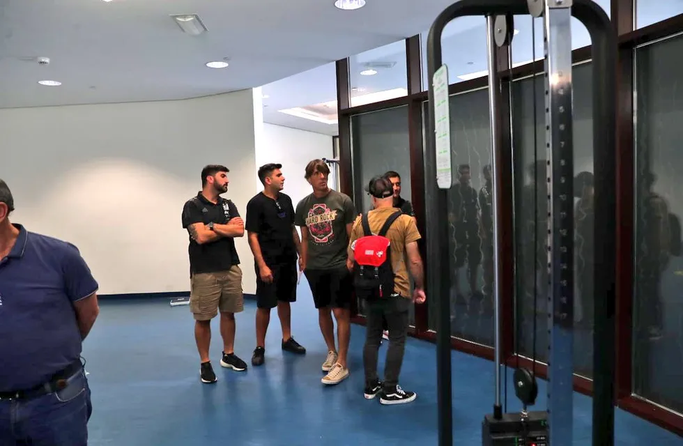 Delegados de la Selección Argentina recorrieron e inspeccionaron las instalaciones de la Universidad de Qatar, lugar donde el elenco de Scaloni concentrará durante el Mundial.