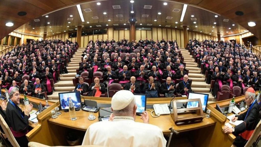 Un momento de la conversación a puerta cerrada del Papa con los obispos de la Conferencia Episcopal Italiana (20 de mayo de 2024)  (Vatican Media).