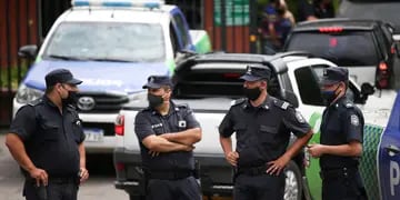 Policía científica monta guardia en el country donde vivía Maradona