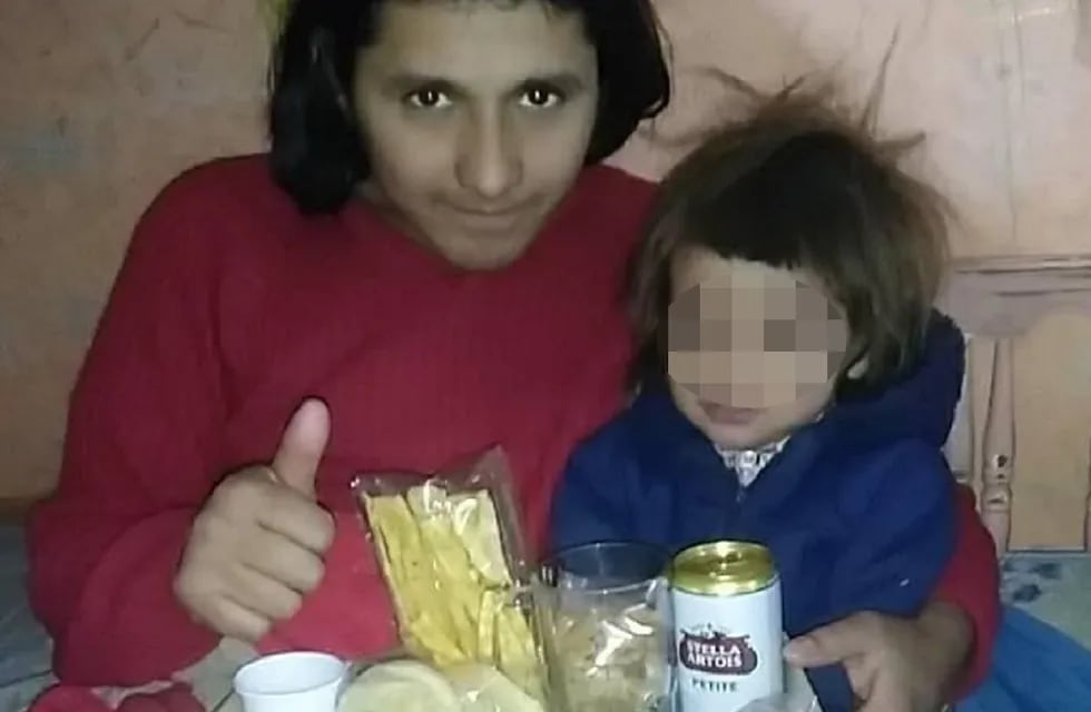 Quién es Laurentino Andrés (26), el padrastro acusado de matar a Salomón Antivil (2) en Neuquén (Facebook)